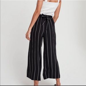 Aritzia Wilfred Faun Pant Pants Grey and White - Size XS